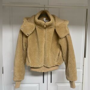 ALO Yoga Foxy Sherpa Jacket